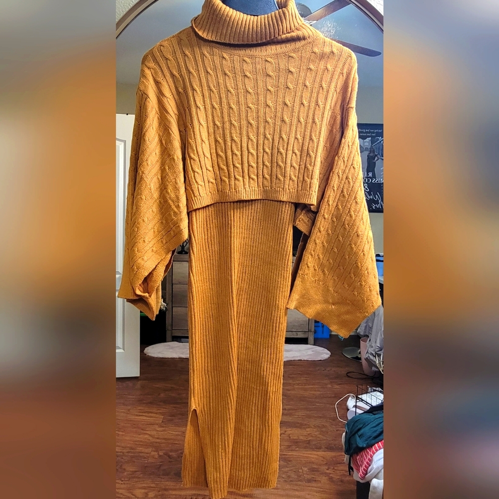 Two piece dress with over jacket, thick knit, very stretchy